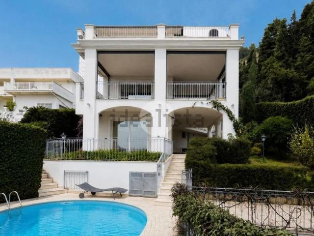 Casa in vendita a Pescara Colli, Pescara