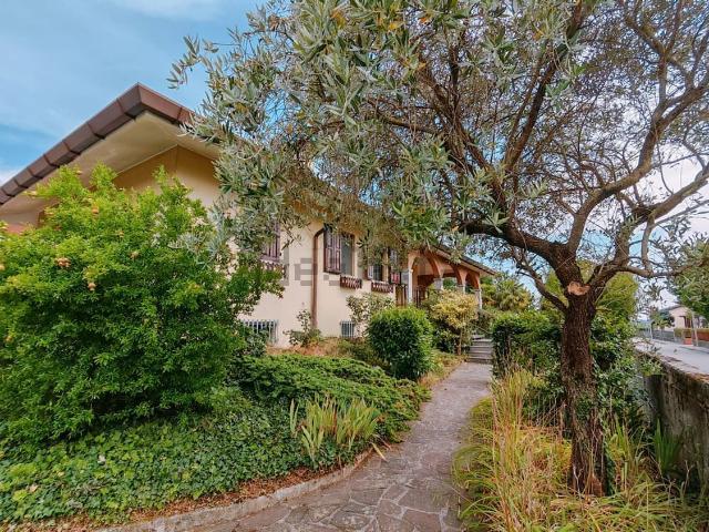 Casa in vendita a Faedis, Friuli-Venezia Giulia