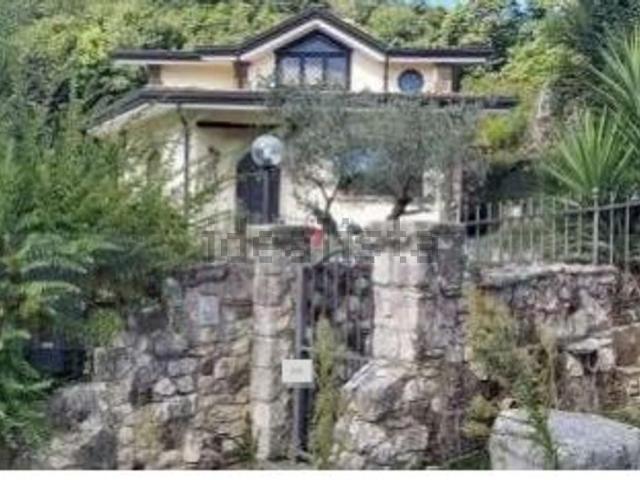 Casa in vendita a Monteforte Irpino, Campania