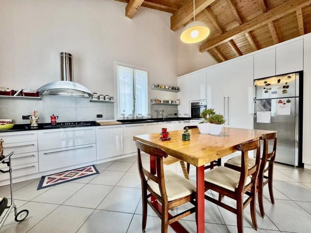 Casa in vendita a Torrazza Coste, Lombardia