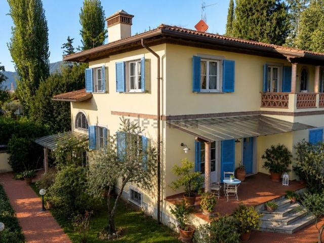 Casa in vendita a Tonfano, Toscana