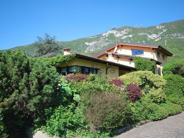 Casa in vendita a Villaggio Marcolini, Botticino