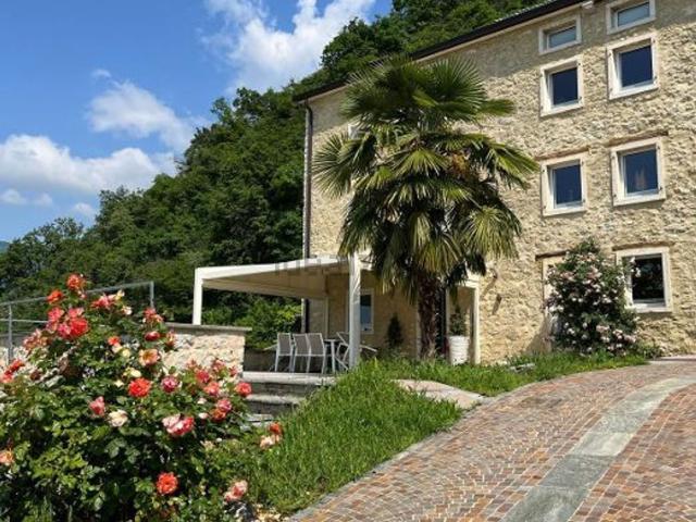 Casa in vendita a Breganze, Veneto