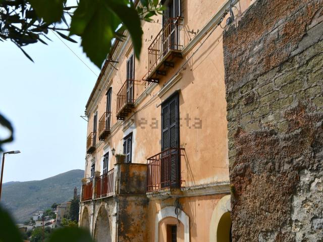 Casa in vendita a Trivio di Formia, Formia