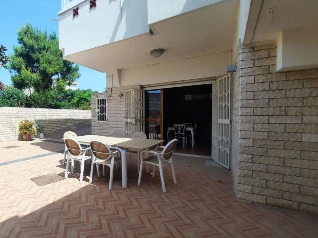 Casa in vendita a San Girolamo, Puglia