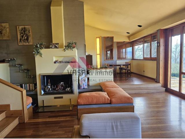 Casa in vendita a Palazzo Del Pero, Toscana