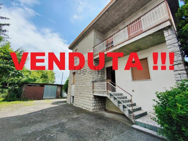 Casa in vendita a Seriate, Lombardia