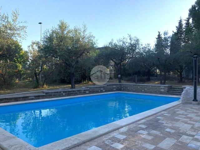 Casa in vendita a San Giorgio, Tarano
