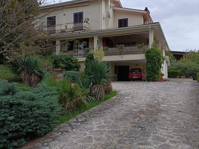Casa in vendita a Le Pastenelle, Cervaro