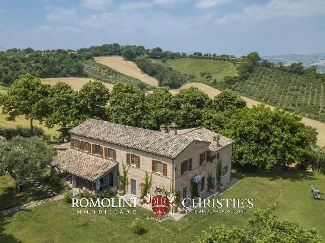 Casa in vendita a Terre Roveresche, Marche