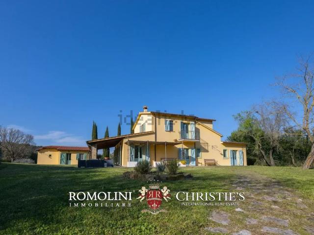 Casa in vendita a Magliano In Toscana, Toscana