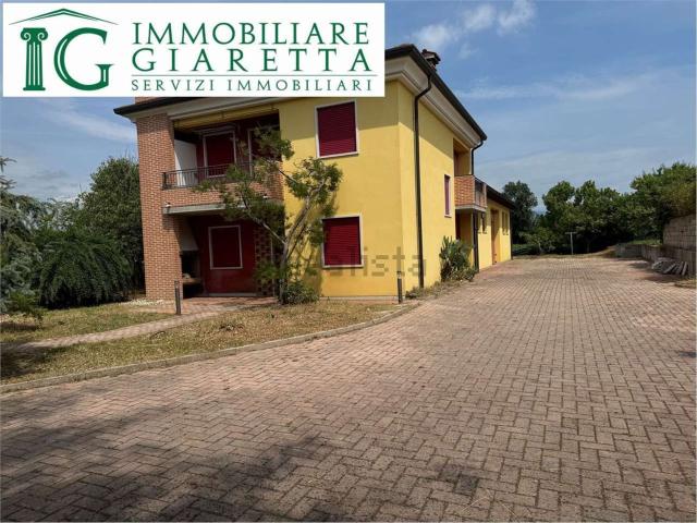 Casa in vendita a Dueville, Veneto