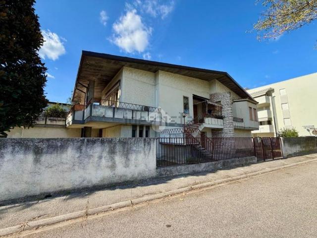 Casa in vendita a Tassina, Rovigo