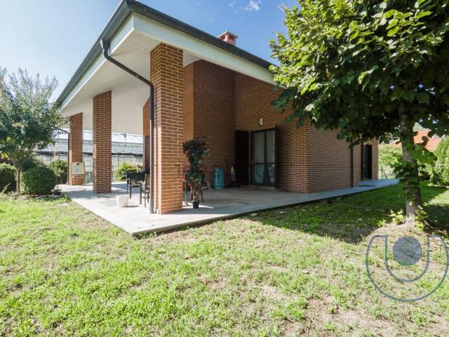 Casa in vendita a Piemonte, Asti