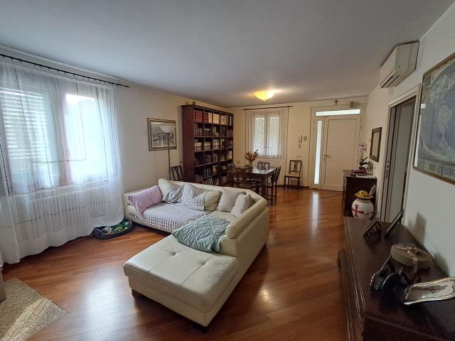 Casa in vendita a Quartiere Case Nuove, Fiorano Modenese