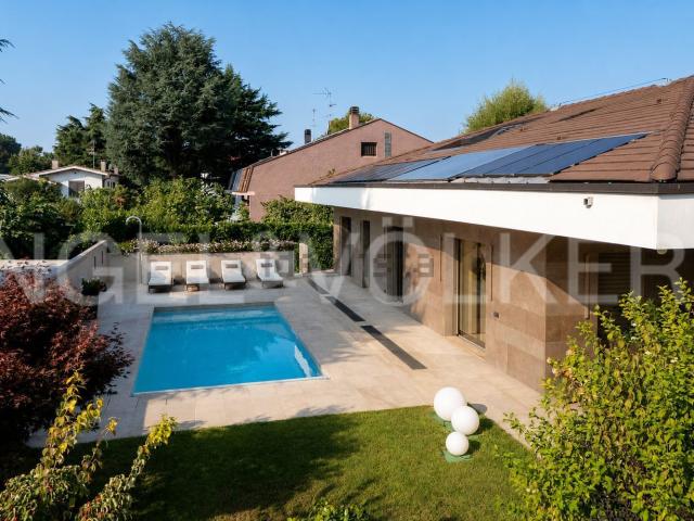 Casa in vendita a Quartiere Morona, Trezzano Sul Naviglio