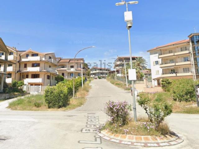 Casa in vendita a Calabria, Reggio Calabria