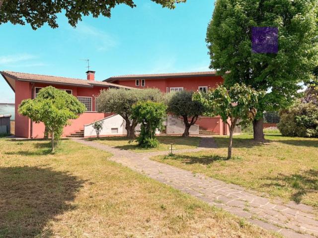 Casa in vendita a Granze, Veneto