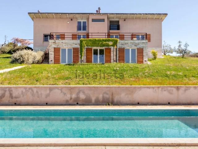 Casa in vendita a Canino, Lazio