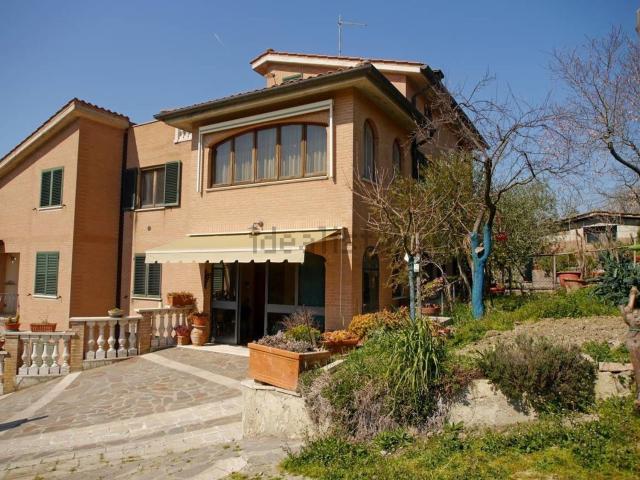 Casa in vendita a Castelnuovo Berardenga, Toscana
