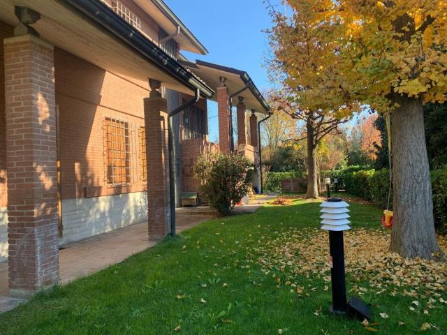 Casa in vendita a Re, Reggio Emilia