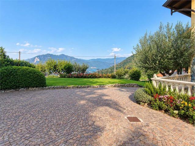 Casa in vendita a Roccolo, Viggiù