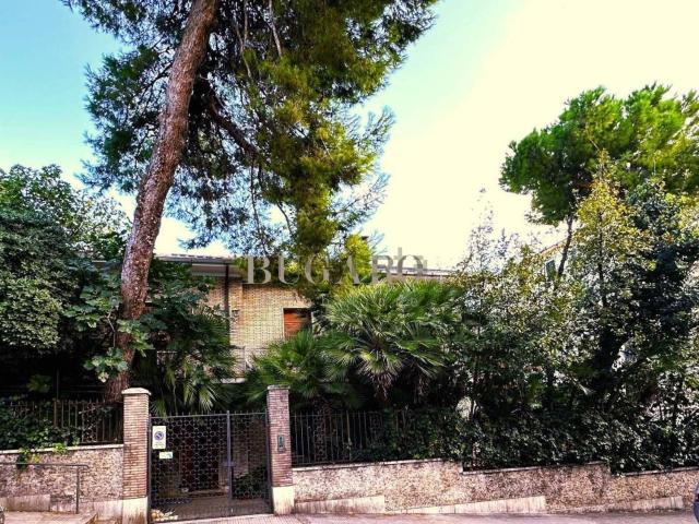 Casa in vendita a Adriatico, Ancona