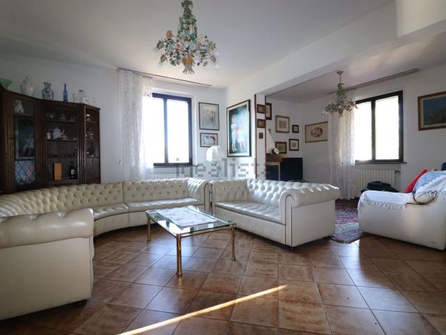 Casa in vendita a Sovicille, Toscana