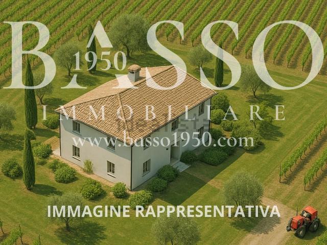 Casa in vendita a Refrontolo, Veneto