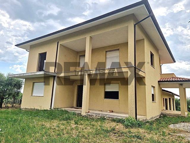 Casa in vendita a Arielli, Chieti