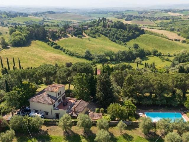 Casa in vendita a Peruzza, Siena