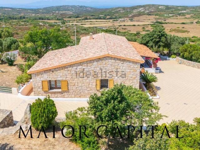Casa in vendita a Valle dell'Erica, Santa Teresa Gallura