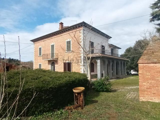 Casa in vendita a Acquaviva, Abbadia Di Montepulciano