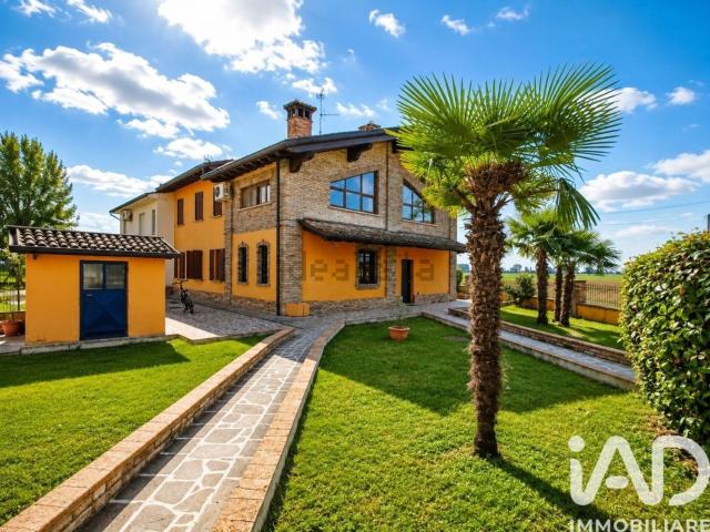 Casa in vendita a Remedello, Lombardia
