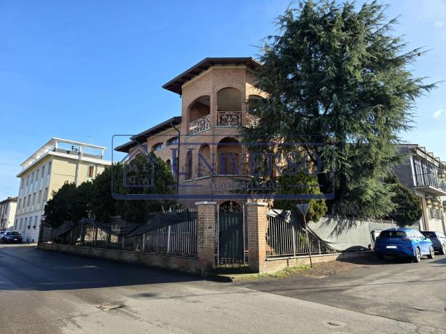 Casa in vendita a Villa Iria, Voghera