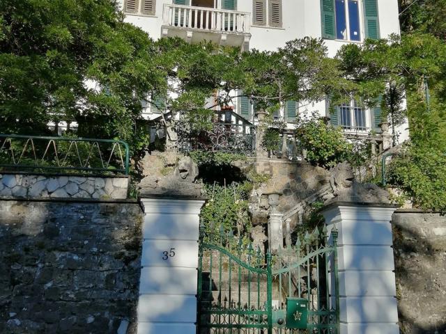 Casa in vendita a Torriglia, Liguria