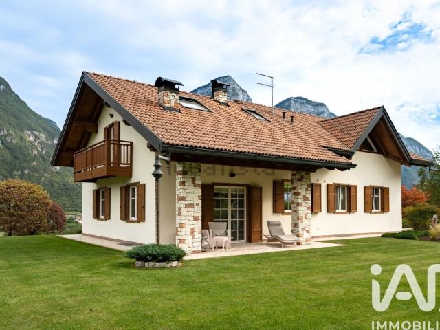 Casa in vendita a Ivano, Castel Ivano