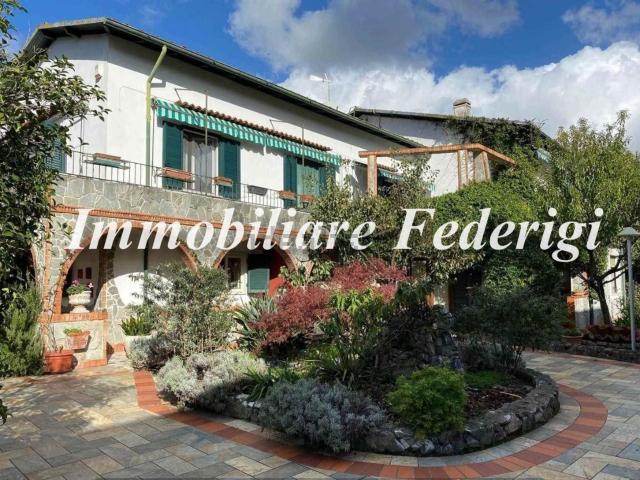 Casa in vendita a Perticata, Carrara