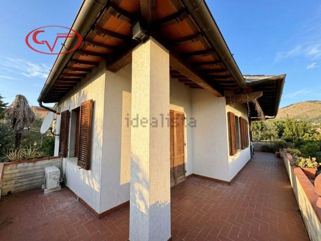 Casa in vendita a La Corte, Loro Ciuffenna