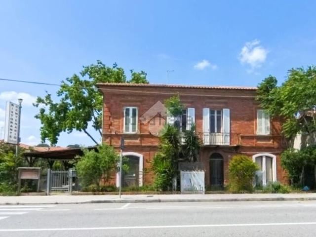 Casa in vendita a Marche, Macerata