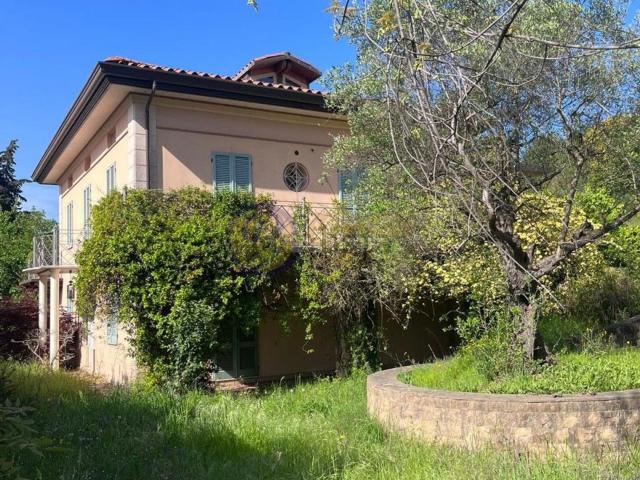 Casa in vendita a Massarosa, Toscana