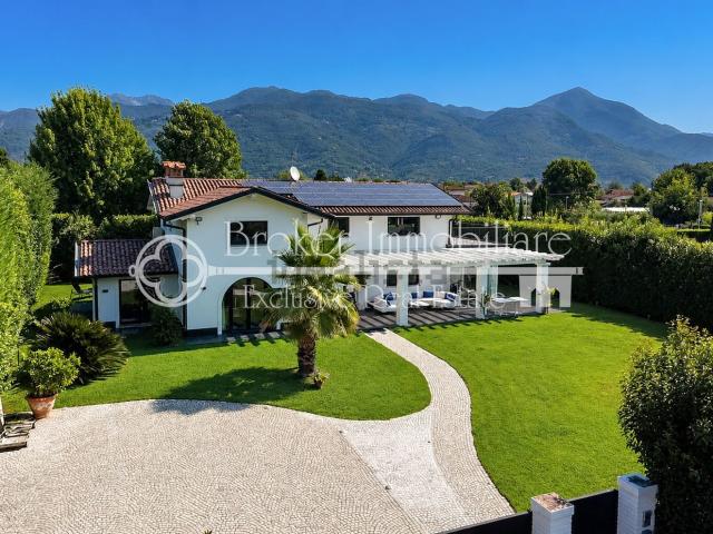 Casa in vendita a Tonfano, Toscana