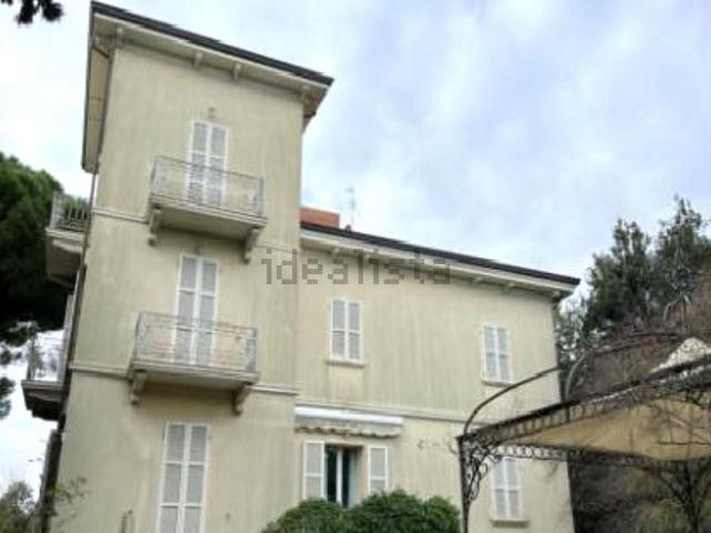 Casa in vendita a Rimini, Reggio Emilia