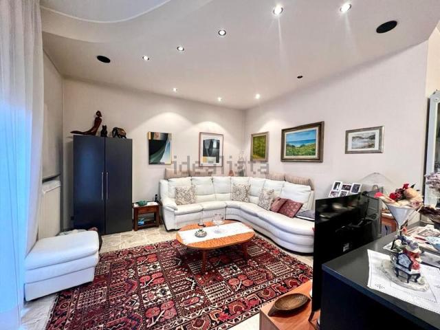 Casa in vendita a Cislago, Lombardia