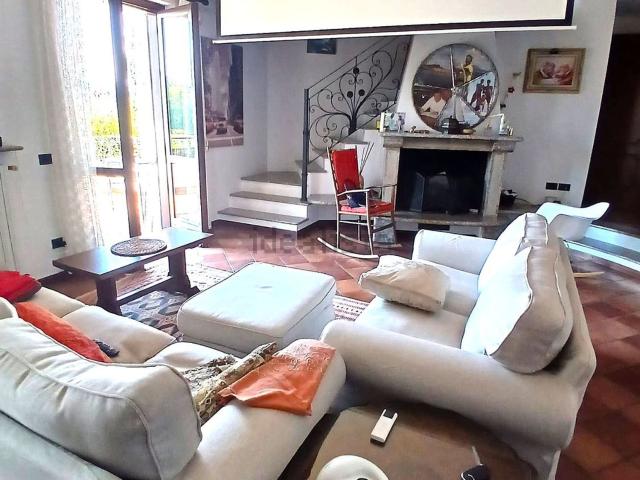 Casa in vendita a Cheglio, Taino