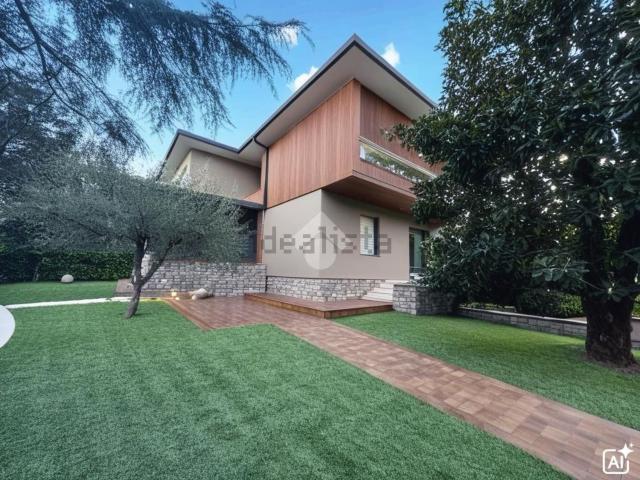 Casa in vendita a Assisi, Umbria