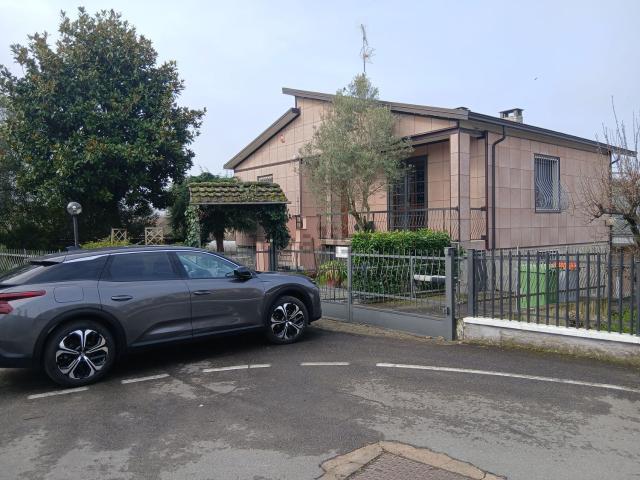 Casa in vendita a Torrazza Coste, Lombardia