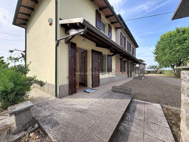 Casa in vendita a Nuovo Circondario Imolese, Imola
