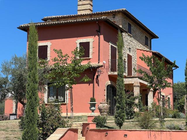 Casa in vendita a Roccantica, Rieti