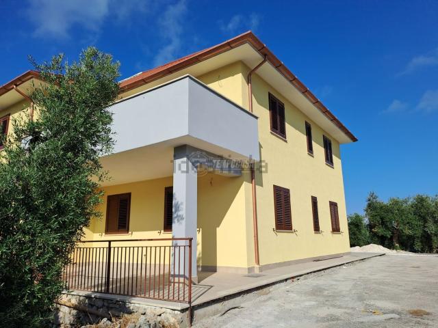 Casa in vendita a Sonnino, Lazio